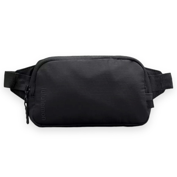Lululemon Mini Belt Bag - Picture 2 of 8